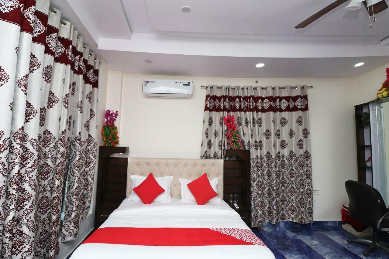 Oyo 36065 City Tower Hotel Berhampore 외부 사진